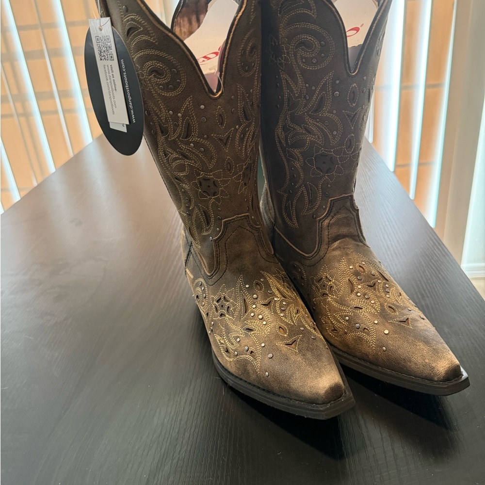 Brown Embroidered Cowboy Boots